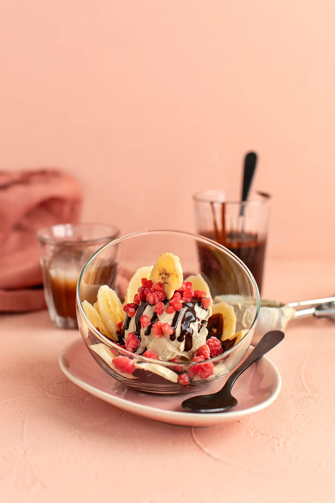 Banana split vertical webp